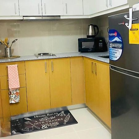 Cosy Executive 1 Bedroom Uptown Parksuites Ultra Fast Internet Manila Kültér fotó