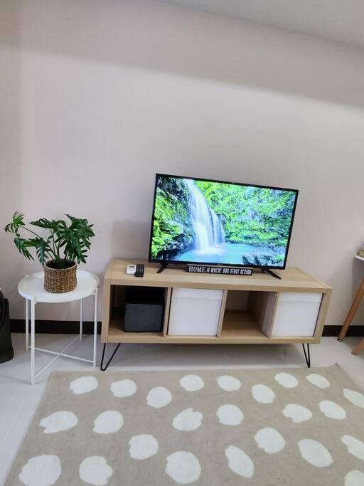 Cosy Executive 1 Bedroom Uptown Parksuites Ultra Fast Internet Manila Kültér fotó