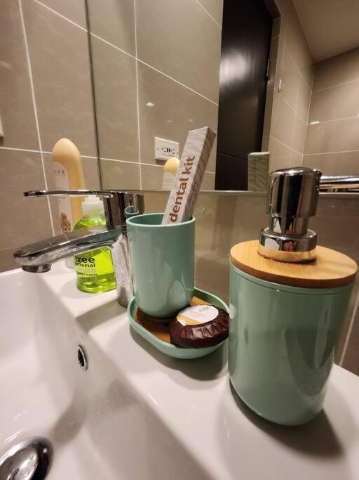 Cosy Executive 1 Bedroom Uptown Parksuites Ultra Fast Internet Manila Kültér fotó